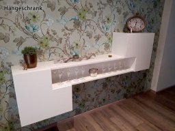 Haengeschrank (1)